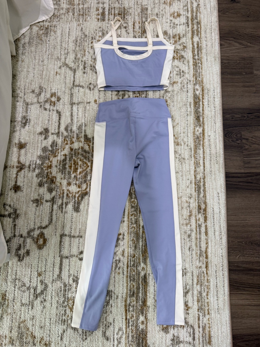 l*space Workout Set - Picture 3 of 5